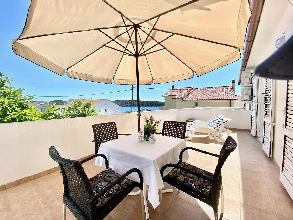 ***  Classic Guest House Keko Rab Barbat na Rabu Croatia