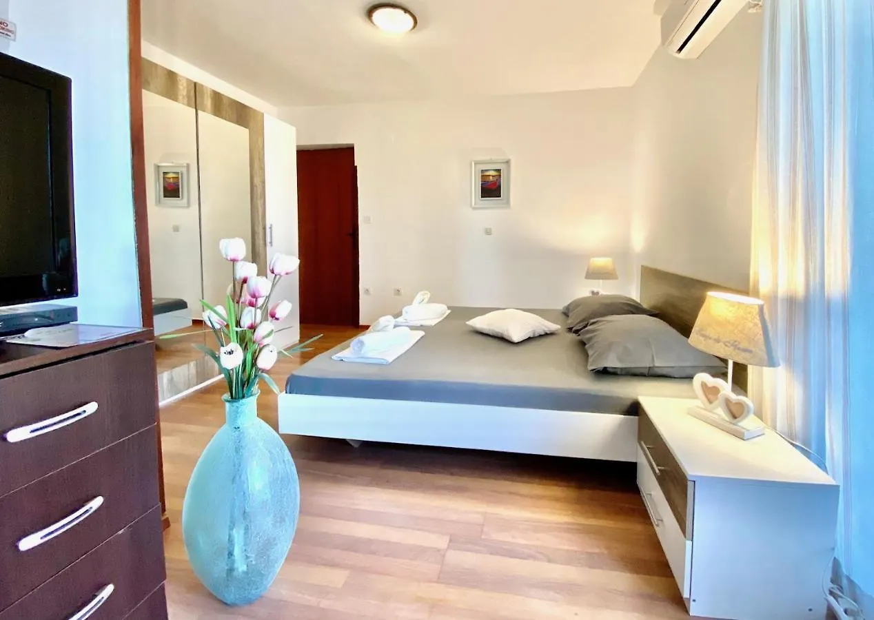 Classic Guest House Keko Rab Barbat na Rabu 3*,  Croatia