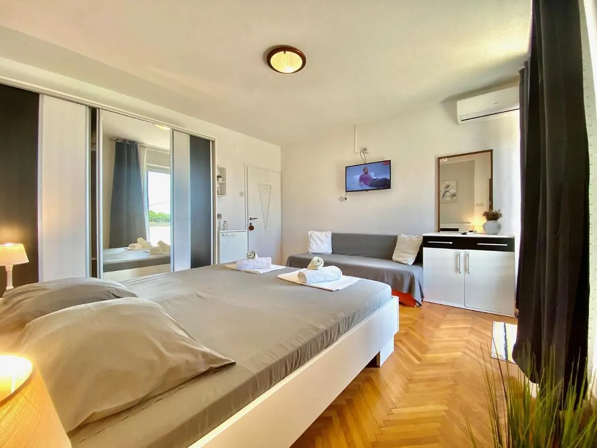 Classic Guest House Keko Rab Barbat na Rabu